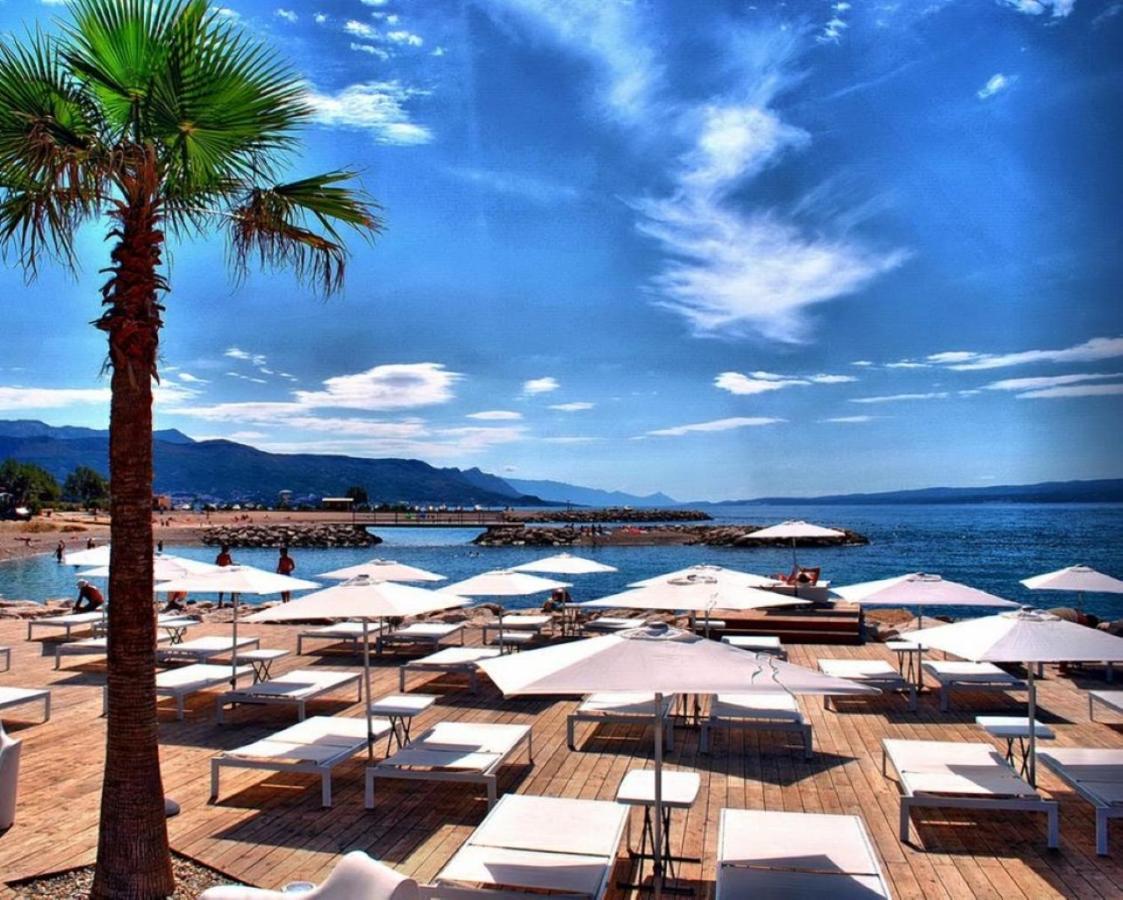 Near Beach Apartment Reno With Private Parking Split Buitenkant foto