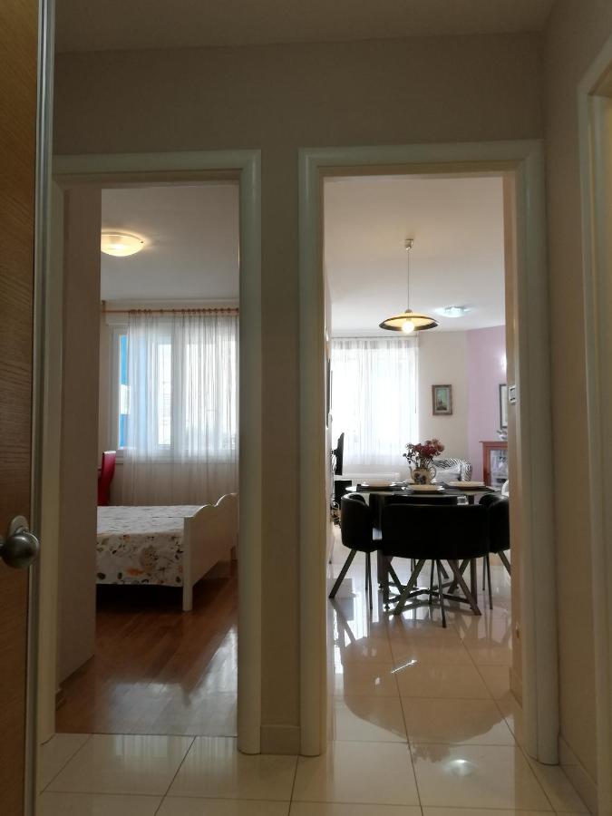 Near Beach Apartment Reno With Private Parking Split Buitenkant foto
